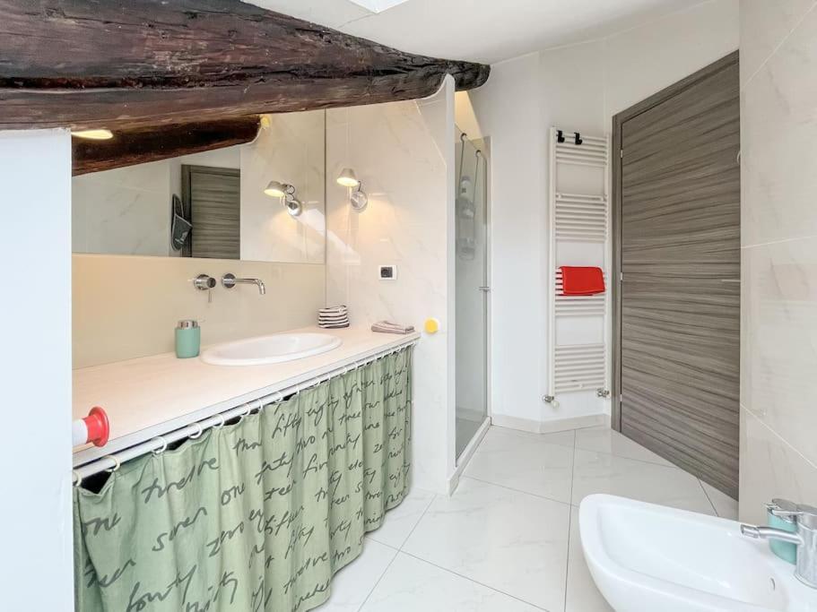 Cozy Attic In The City Center Turin Extérieur photo